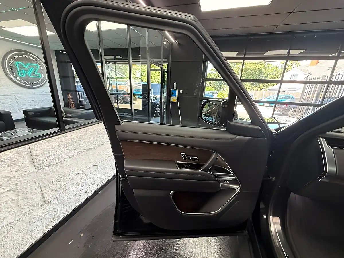 Used 2023 Land Rover Range Rover Autobiography Santorini Black - Interior and Exterior details 15