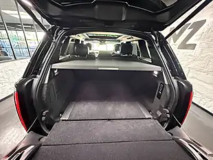 Used 2023 Land Rover Range Rover Autobiography Santorini Black - Interior and Exterior details 16