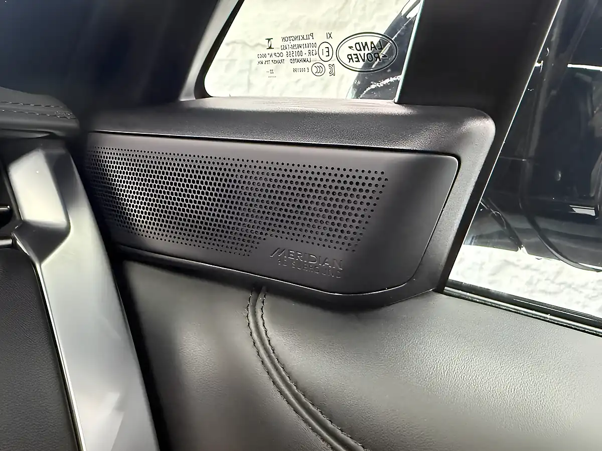 Used 2023 Land Rover Range Rover Autobiography Santorini Black - Interior and Exterior details 9