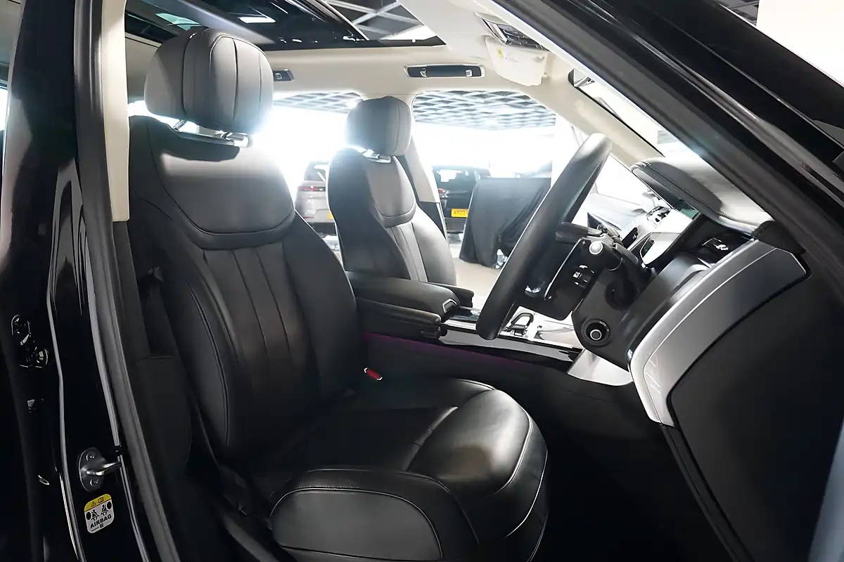 Used 2023 Land Rover Range Rover Autobiography Santorini Black - Interior and Exterior details 10