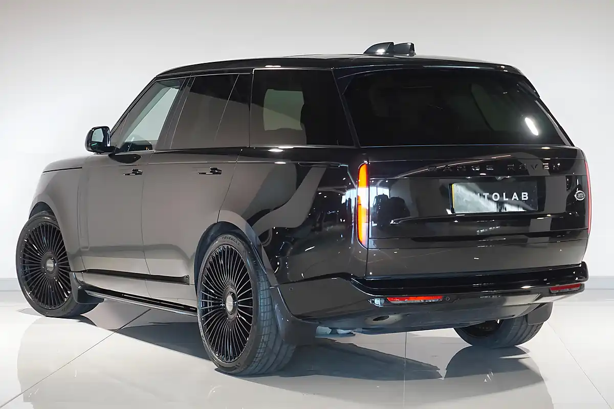 Used 2023 Land Rover Range Rover Autobiography Santorini Black - Interior and Exterior details 4