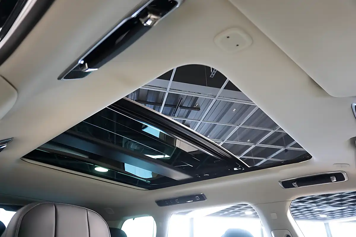 Used 2023 Land Rover Range Rover Autobiography Santorini Black - Interior and Exterior details 9