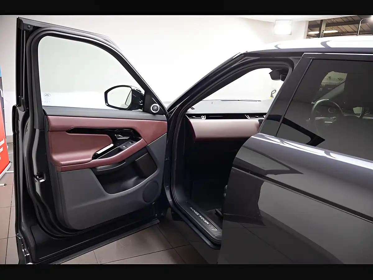 Used 2023 Land Rover Range Rover Evoque Dynamic Hse Grey - Interior and Exterior details 14