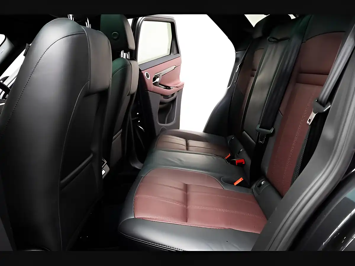 Used 2023 Land Rover Range Rover Evoque Dynamic Hse Grey - Interior and Exterior details 6
