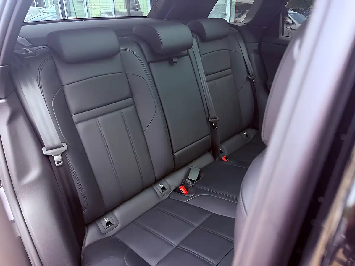 Used 2023 Land Rover Range Rover Evoque Dynamic Se Black - Interior and Exterior details 13