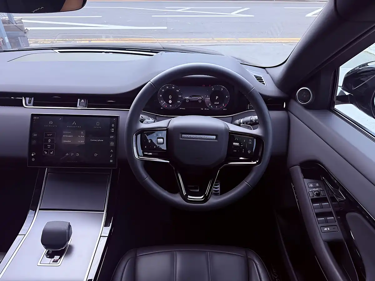 Used 2023 Land Rover Range Rover Evoque Dynamic Se Black - Interior and Exterior details 20