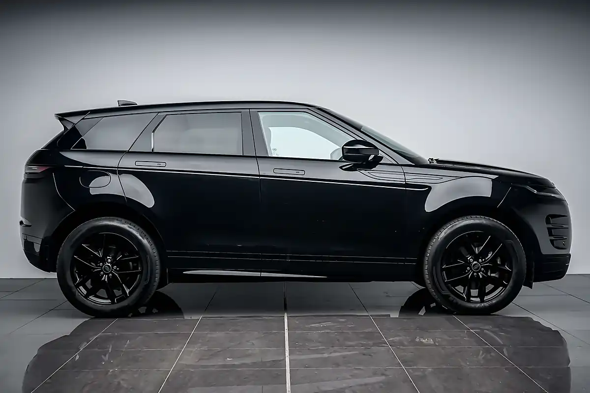 Used 2023 Land Rover Range Rover Evoque Dynamic Se Black - Interior and Exterior details 11