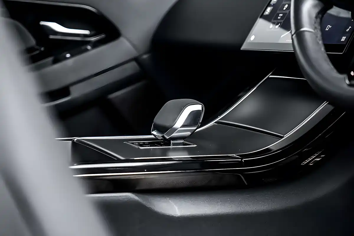 Used 2023 Land Rover Range Rover Evoque Dynamic Se Black - Interior and Exterior details 15