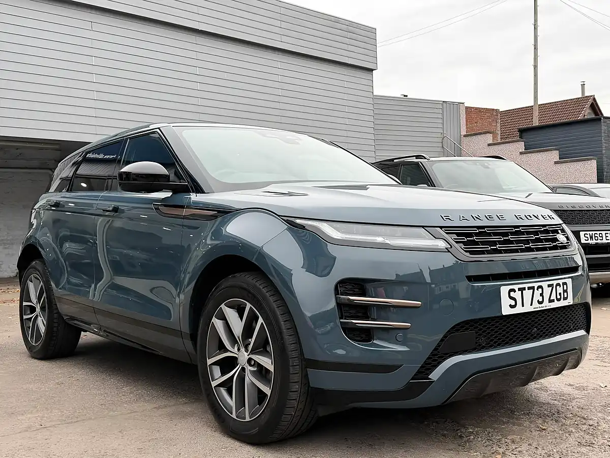 Used 2023 Land Rover Range Rover Evoque Dynamic Se Blue - Interior and Exterior details 5
