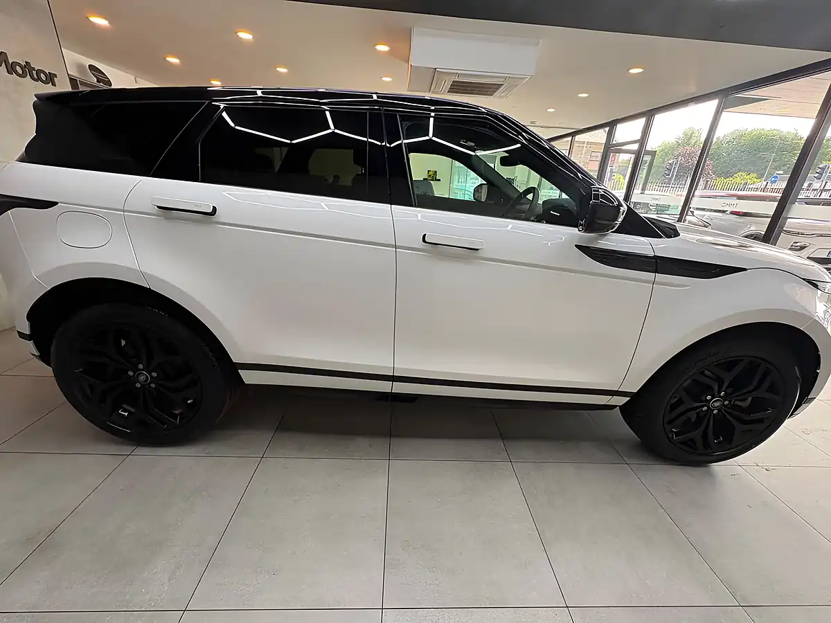 Used 2023 Land Rover Range Rover Evoque R-Dynamic Hse White - Interior and Exterior details 6