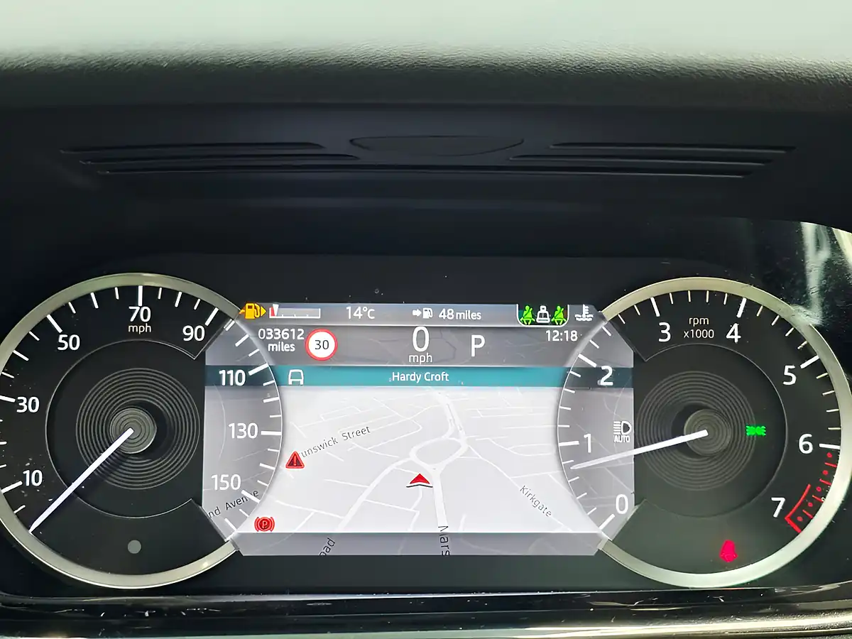 Used 2023 Land Rover Range Rover Evoque R-Dynamic Se Grey - Interior and Exterior details 14
