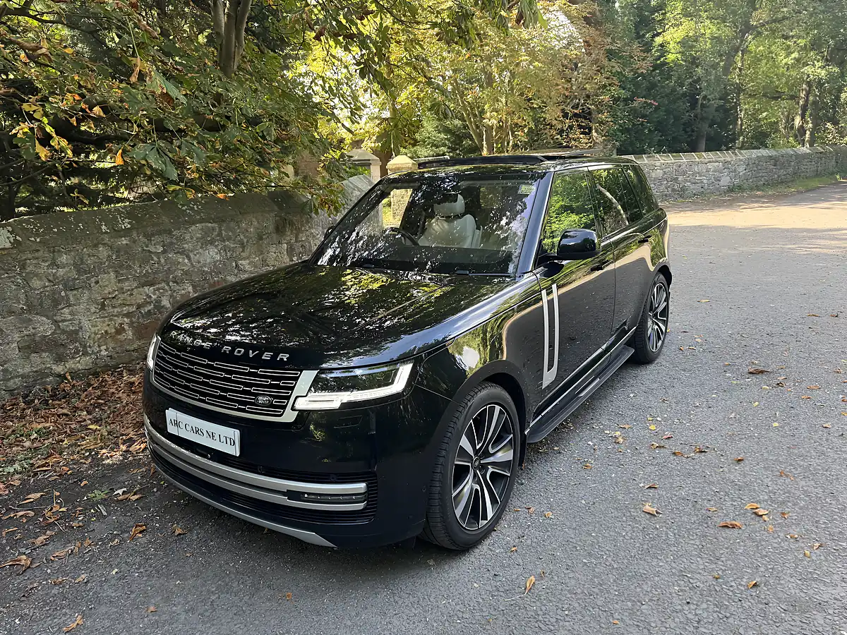 Used 2023 Land Rover Range Rover First Edition Black - Front View