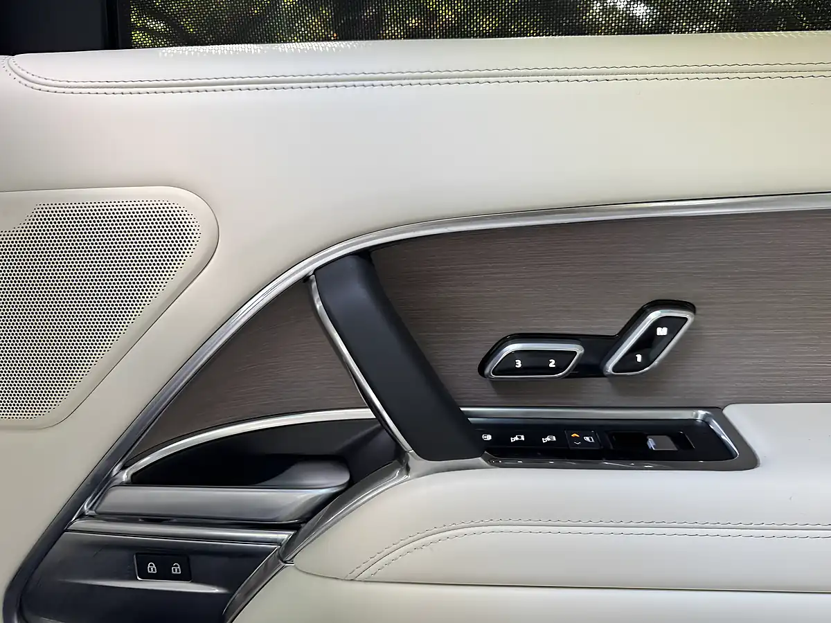 Used 2023 Land Rover Range Rover First Edition Black - Interior and Exterior details 20