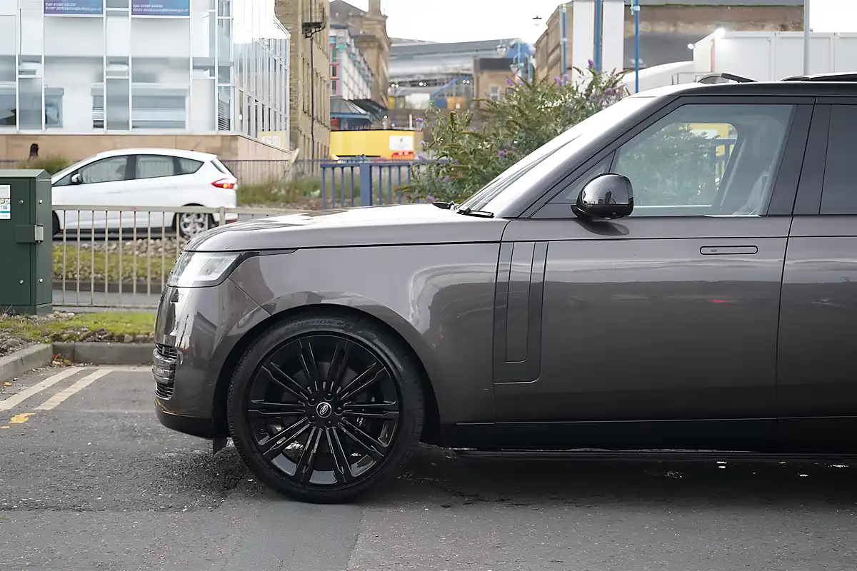 Used 2023 Land Rover Range Rover First Edition Charente Grey - Interior and Exterior details 9