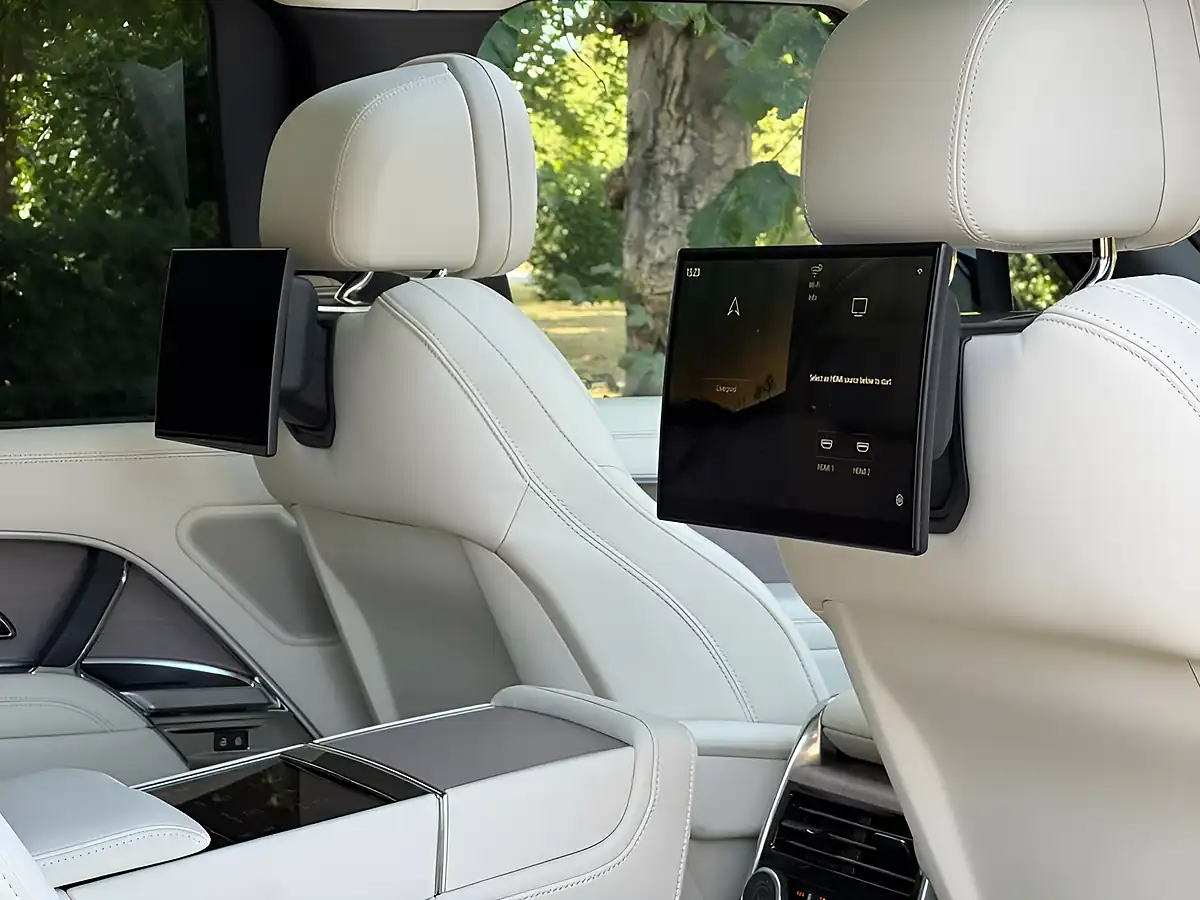 Used 2023 Land Rover Range Rover First Edition Grey - Interior and Exterior details 3