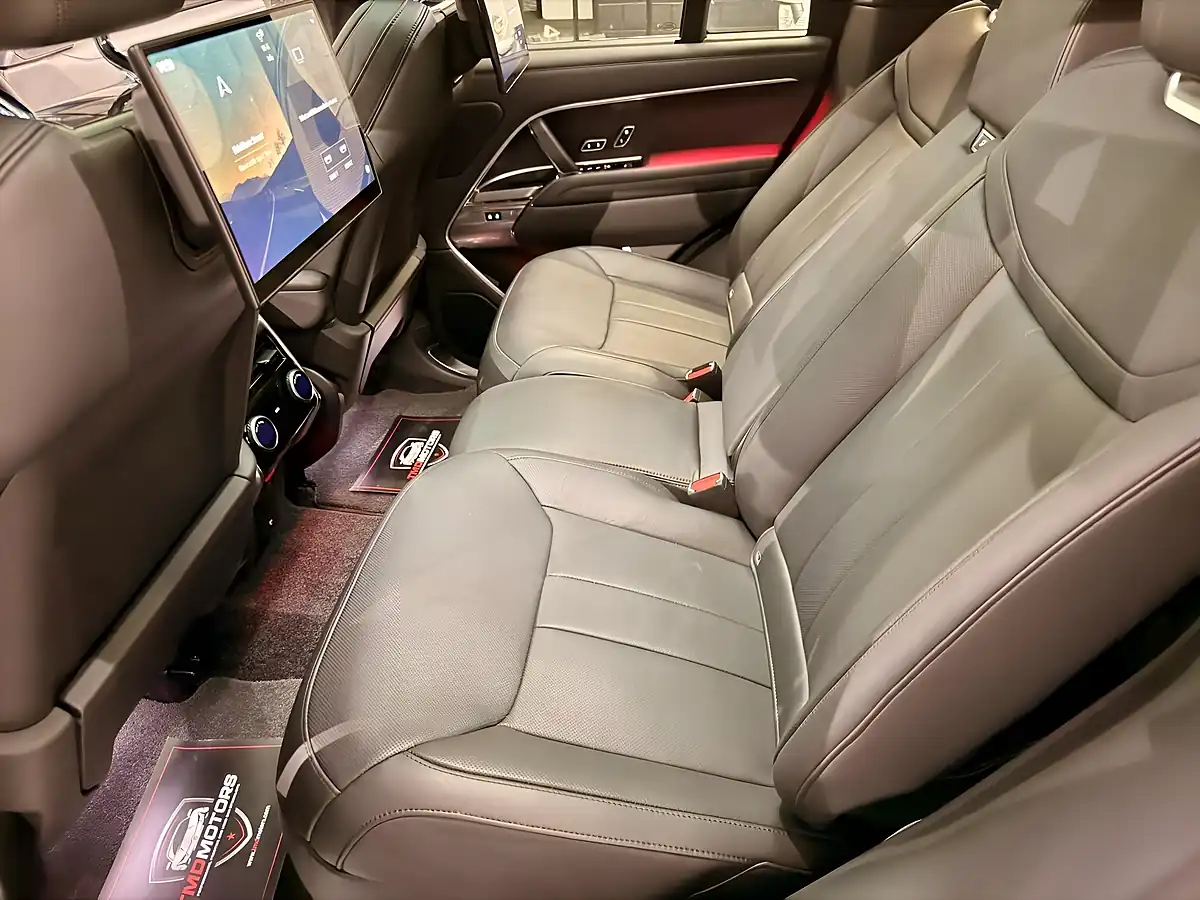 Used 2023 Land Rover Range Rover First Edition Santorini Black - Interior and Exterior details 14