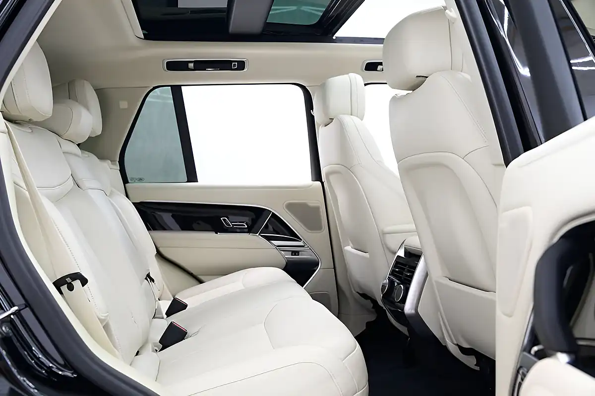 Used 2023 Land Rover Range Rover Hse Black - Interior and Exterior details 12