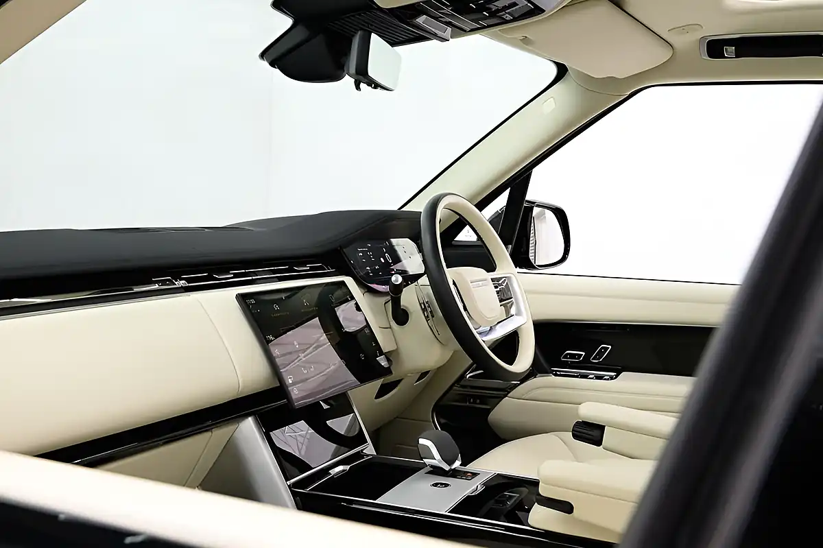 Used 2023 Land Rover Range Rover Hse Black - Interior and Exterior details 14