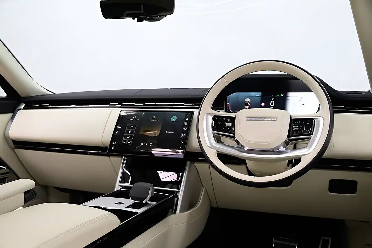 Used 2023 Land Rover Range Rover Hse Black - Interior and Exterior details 15