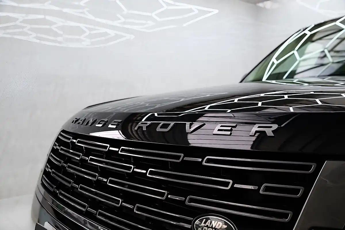 Used 2023 Land Rover Range Rover Hse Black - Interior and Exterior details 9