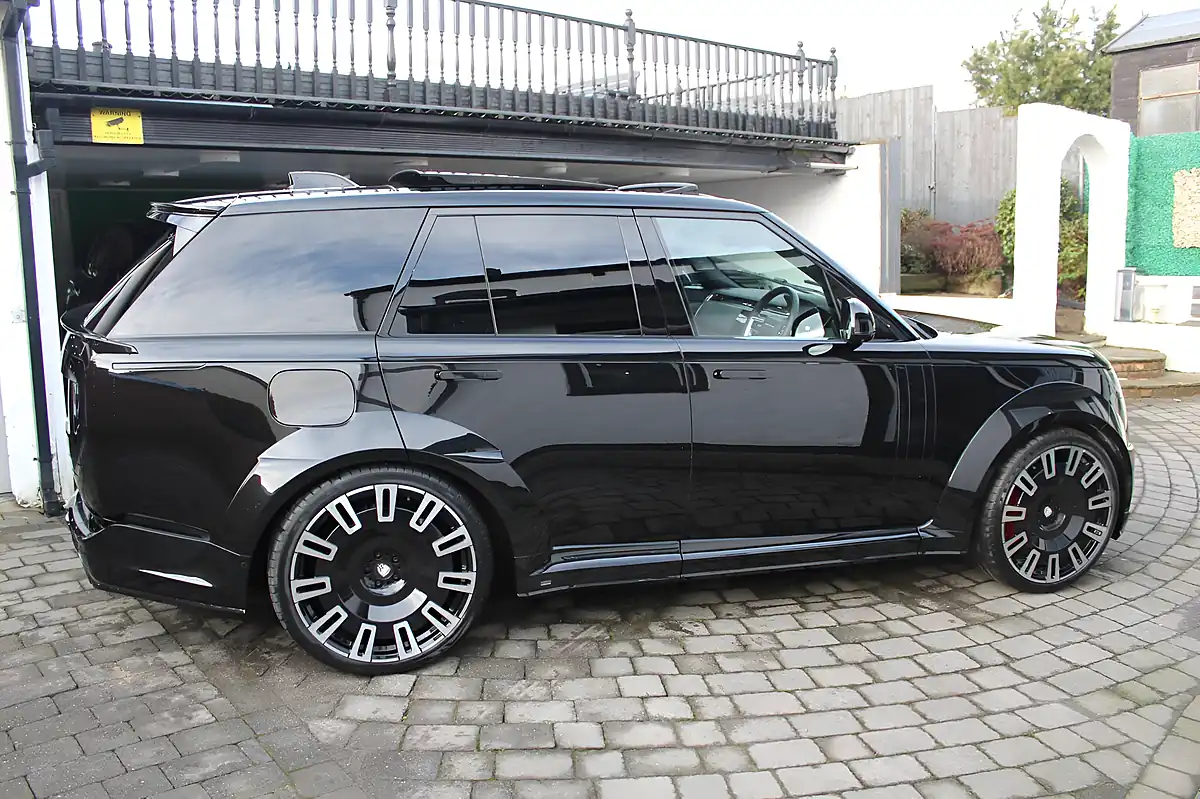 Used 2023 Land Rover Range Rover Hse Black - Interior and Exterior details 2