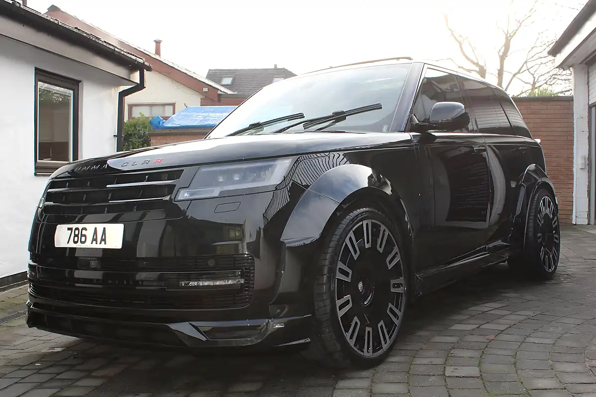 Used 2023 Land Rover Range Rover Hse Black - Interior and Exterior details 8