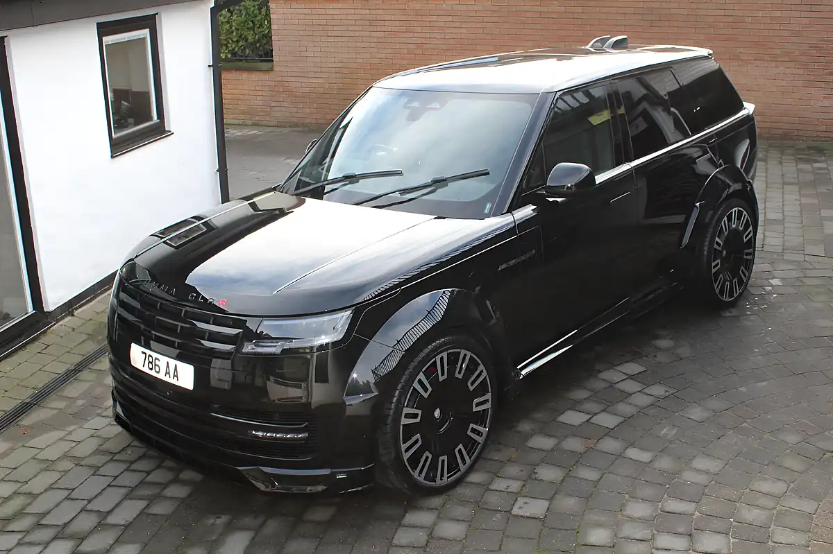 Used 2023 Land Rover Range Rover Hse Black - Interior and Exterior details 9