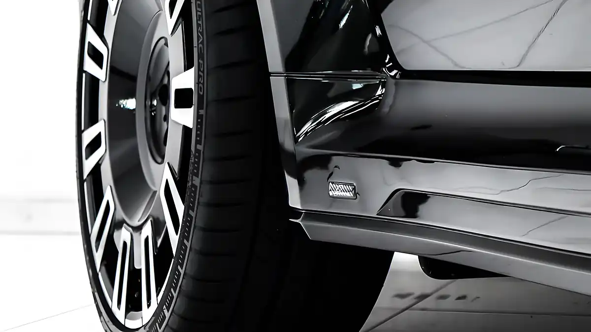 Used 2023 Land Rover Range Rover Hse Black - Interior and Exterior details 7