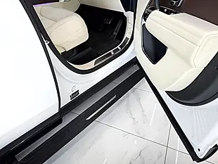 Used 2023 Land Rover Range Rover Hse White - Interior and Exterior details 18