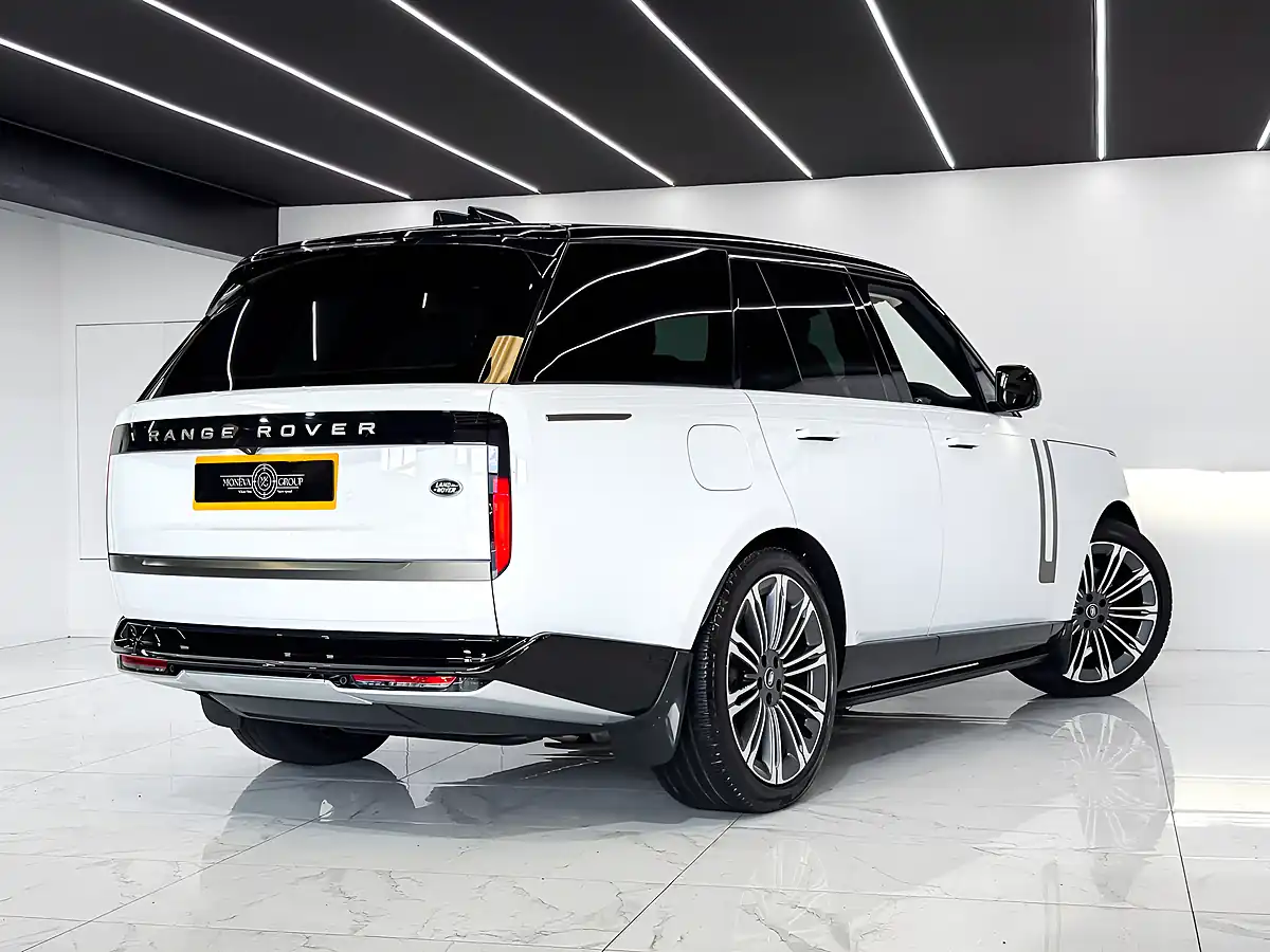 Used 2023 Land Rover Range Rover Hse White - Interior and Exterior details 3