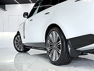 Used 2023 Land Rover Range Rover Hse White - Interior and Exterior details 9
