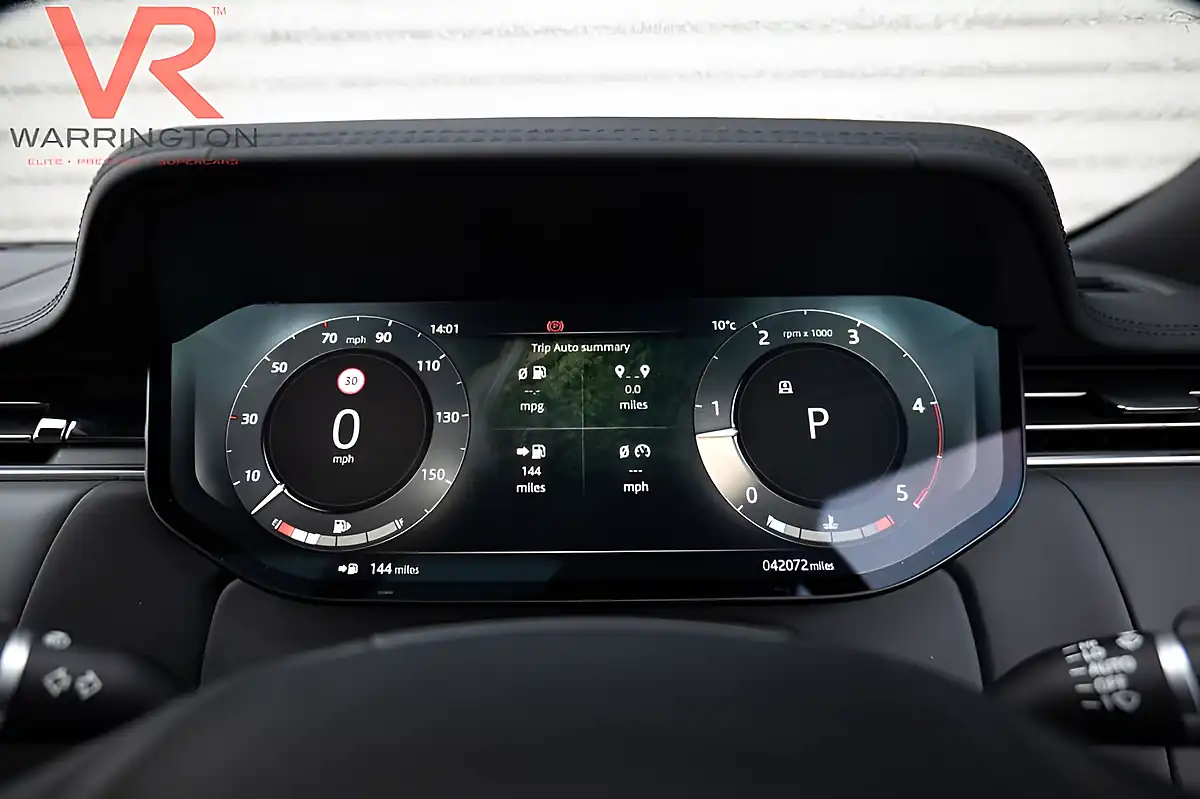 Used 2023 Land Rover Range Rover Se Carpathian Grey - Interior and Exterior details 10