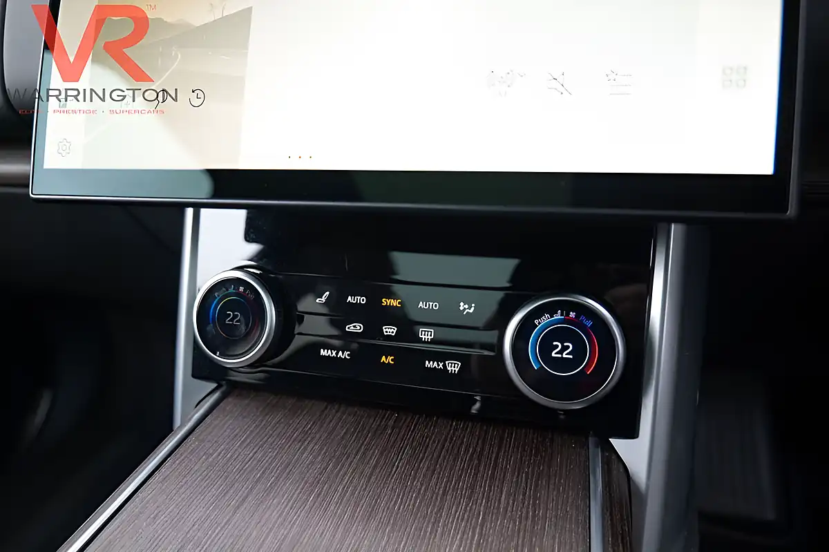 Used 2023 Land Rover Range Rover Se Carpathian Grey - Interior and Exterior details 15