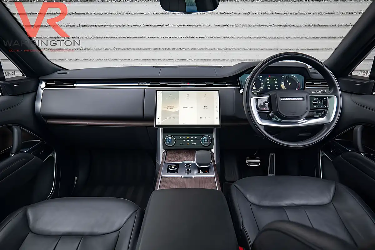 Used 2023 Land Rover Range Rover Se Carpathian Grey - Interior and Exterior details 2