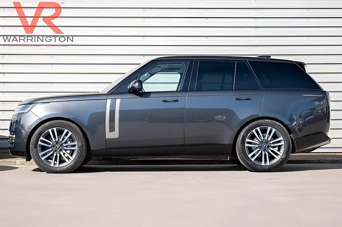 Used 2023 Land Rover Range Rover Se Carpathian Grey - Interior and Exterior details 9