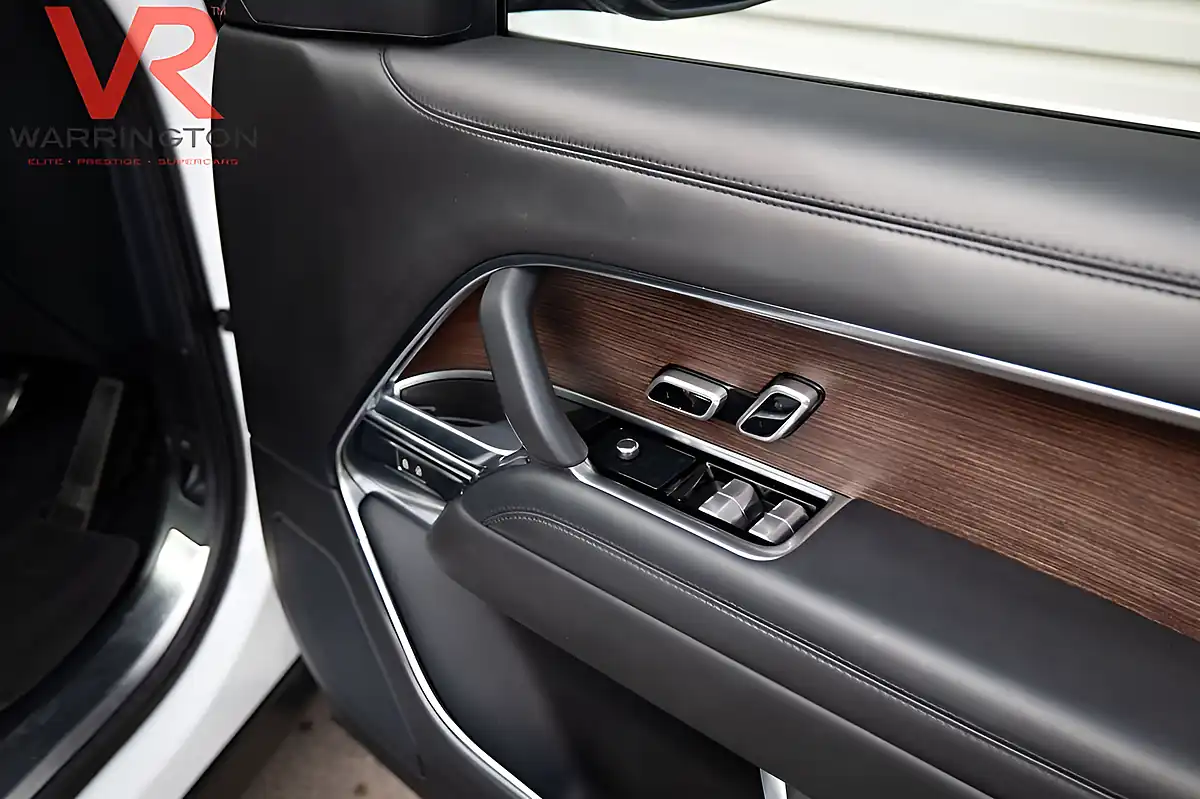 Used 2023 Land Rover Range Rover Se White - Interior and Exterior details 15