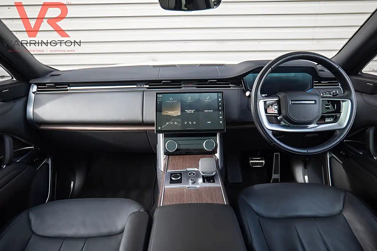 Used 2023 Land Rover Range Rover Se White - Interior and Exterior details 2