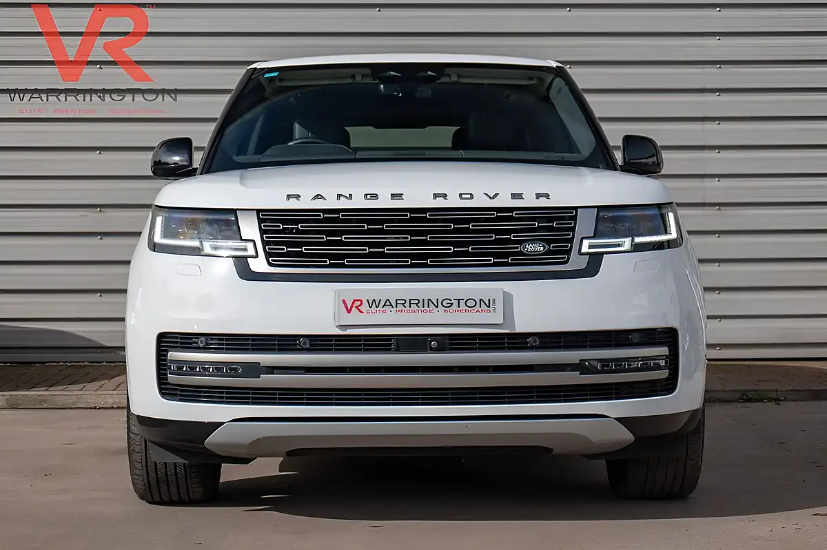 Used 2023 Land Rover Range Rover Se White - Interior and Exterior details 4