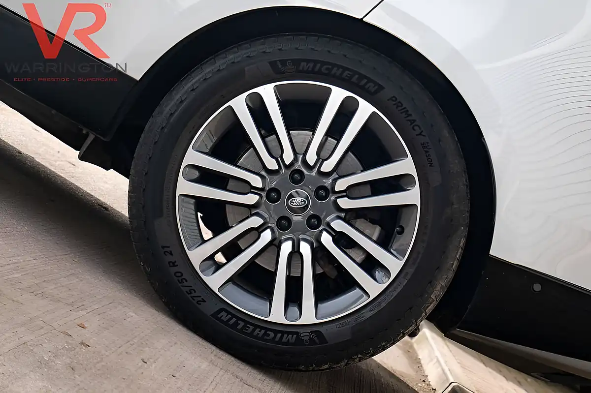Used 2023 Land Rover Range Rover Se White - Interior and Exterior details 7