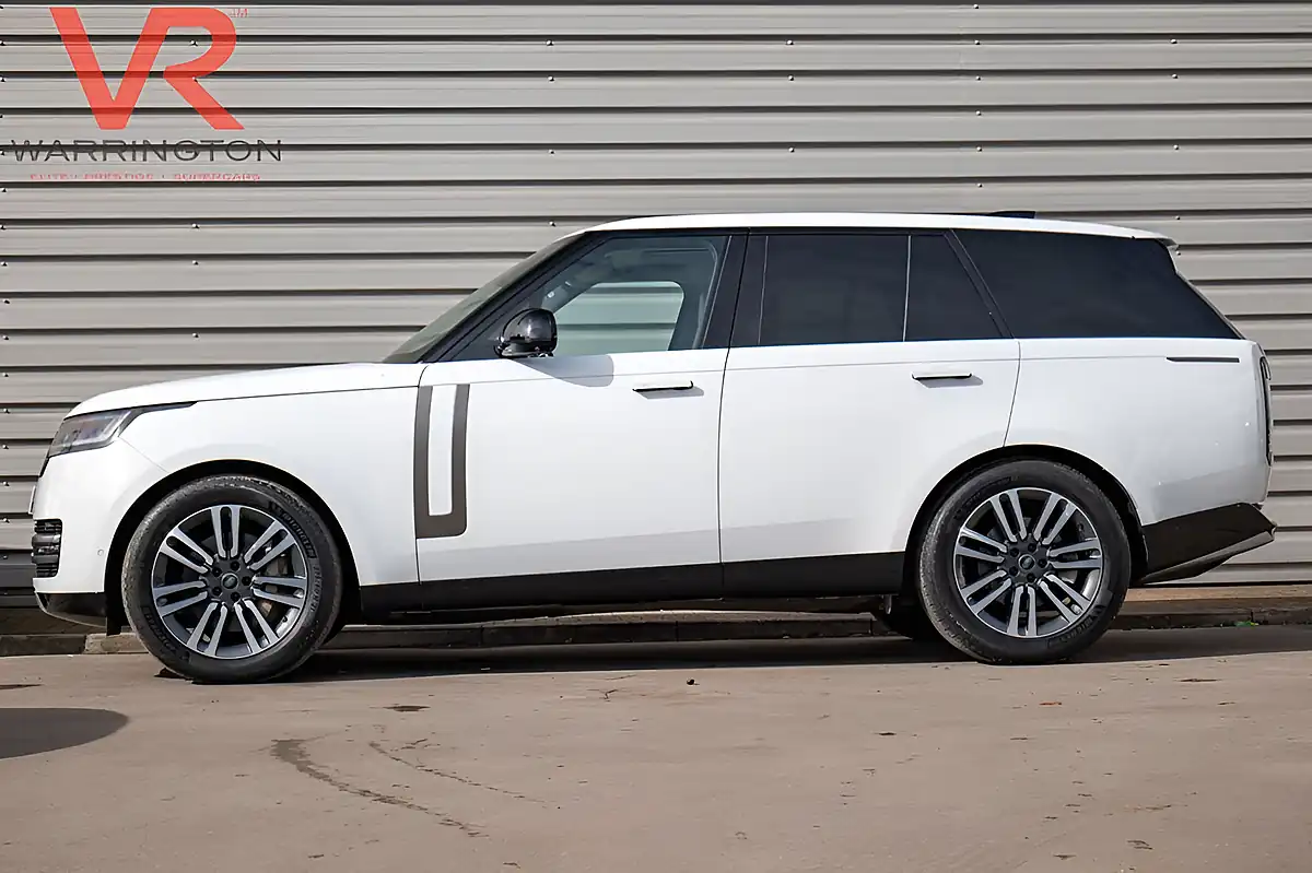 Used 2023 Land Rover Range Rover Se White - Interior and Exterior details 9