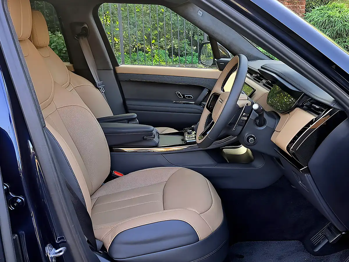 Used 2023 Land Rover Range Rover Sport Autobiography Portofino Blue - Interior and Exterior details 11