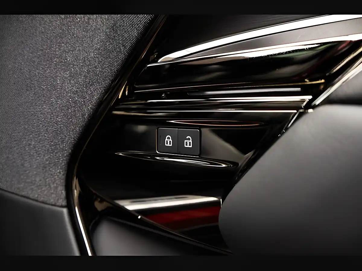 Used 2023 Land Rover Range Rover Sport Autobiography Red - Interior and Exterior details 11