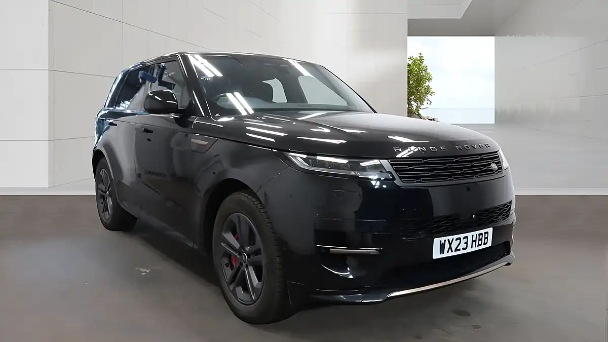 Used 2023 Land Rover Range Rover Sport Dynamic Se Black - Front View