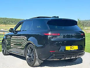 Used 2023 Land Rover Range Rover Sport Dynamic Se Black - Interior and Exterior details 3