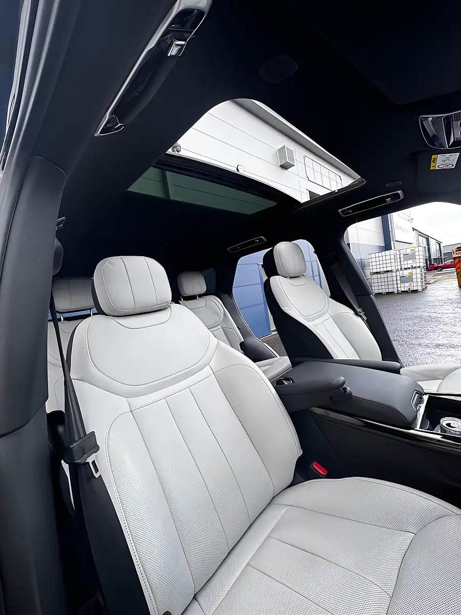 Used 2023 Land Rover Range Rover Sport Dynamic Se Black - Interior and Exterior details 12