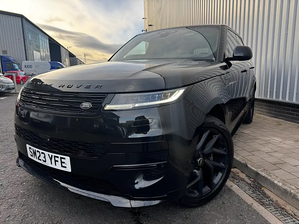 Used 2023 Land Rover Range Rover Sport Dynamic Se Black - Interior and Exterior details 4