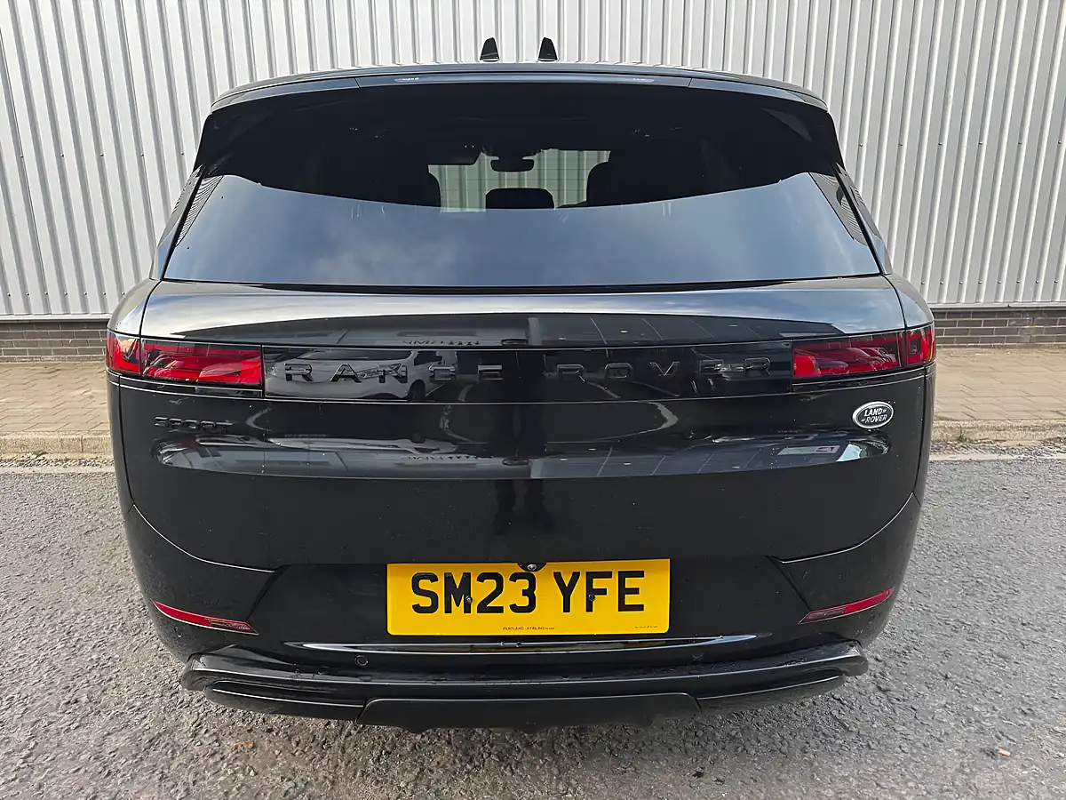 Used 2023 Land Rover Range Rover Sport Dynamic Se Black - Interior and Exterior details 8