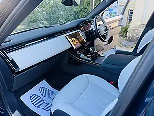 Used 2023 Land Rover Range Rover Sport Dynamic Se Blue - Interior and Exterior details 4