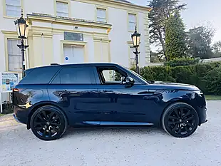 Used 2023 Land Rover Range Rover Sport Dynamic Se Blue - Interior and Exterior details 7