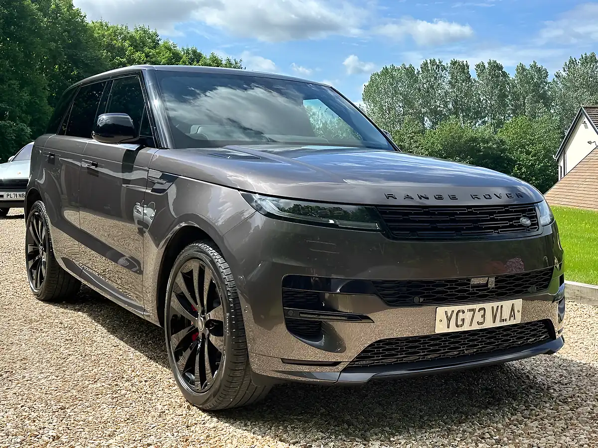 Used 2023 Land Rover Range Rover Sport Dynamic Se Charente Grey - Interior and Exterior details 15